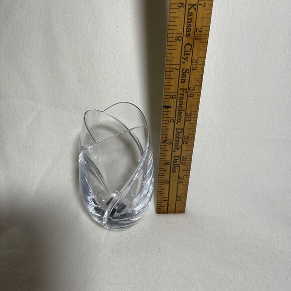 Mikasa Slovenia Finesse Vase Cut Crystal Clear Scalloped Rim Measures 5 1/2” - Picture 5 of 6